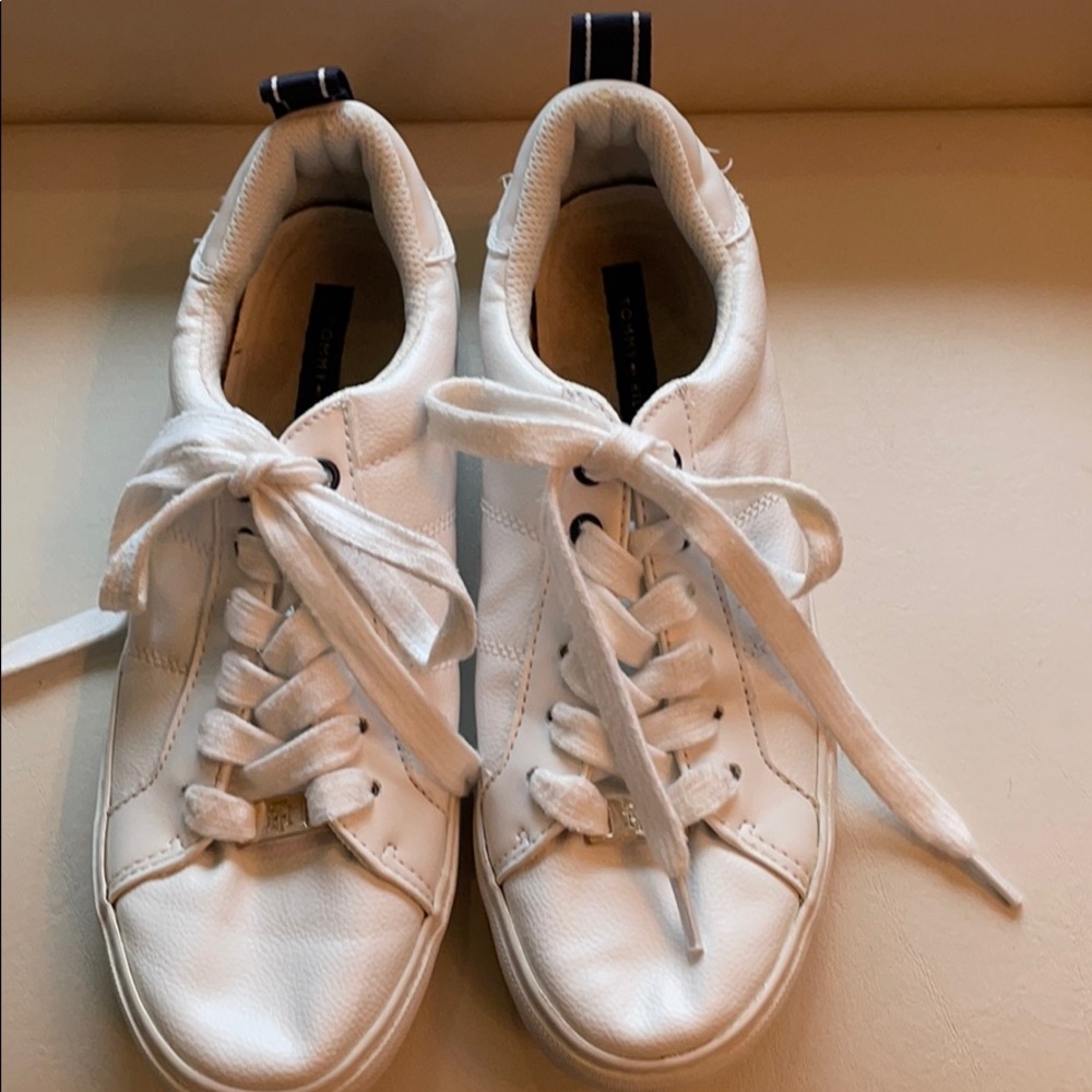 Tommy Hilfiger leather pure white sneakers